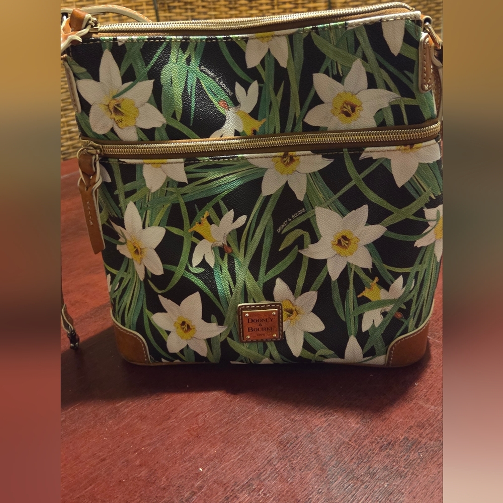 Dooney And Bourke Montego Monstero Palm Leaf Crossbody